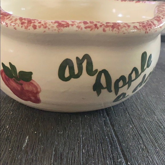 Apple Shaped Bowl - Picture 2 of 6